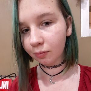 Meet your Posher, Hayley